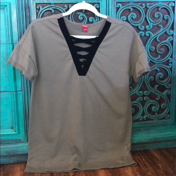 Guess Tops - V neck blouse